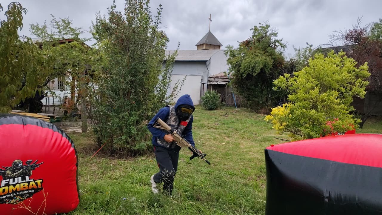 Cumpleaños infantil con paintball seguro y entretenido Full Kombat
